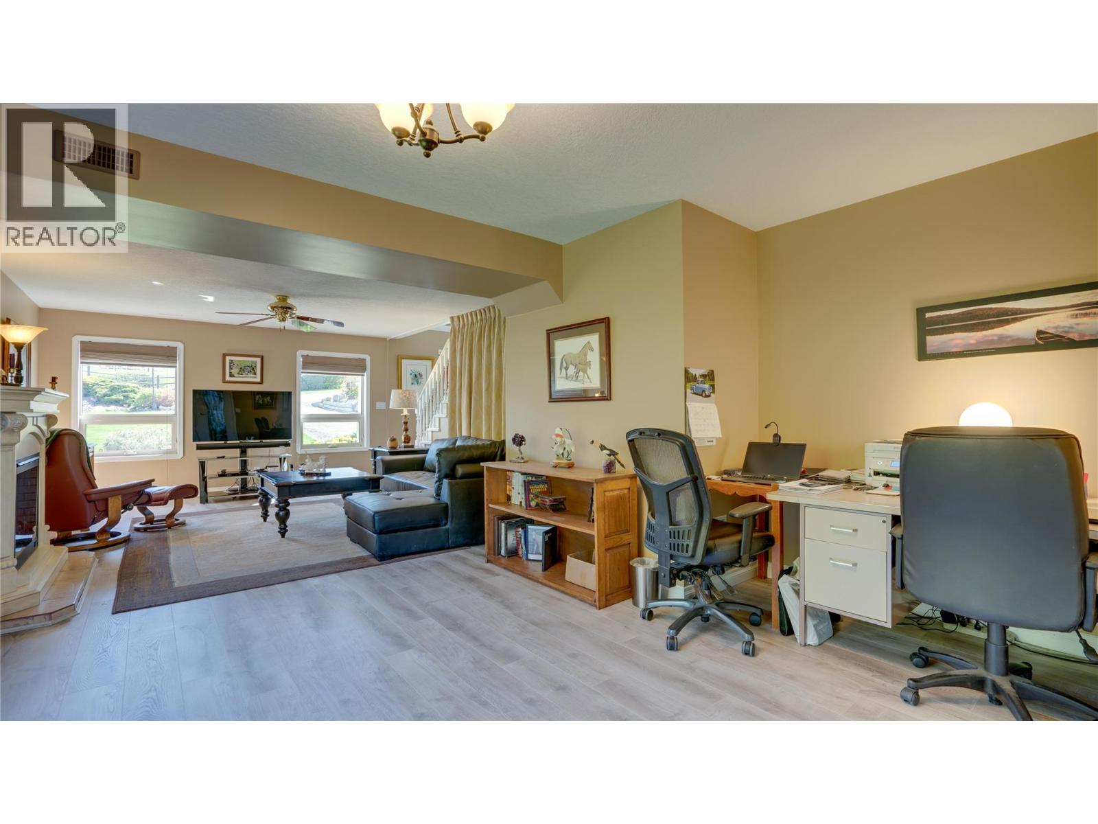 5360 Learmouth Road - 49