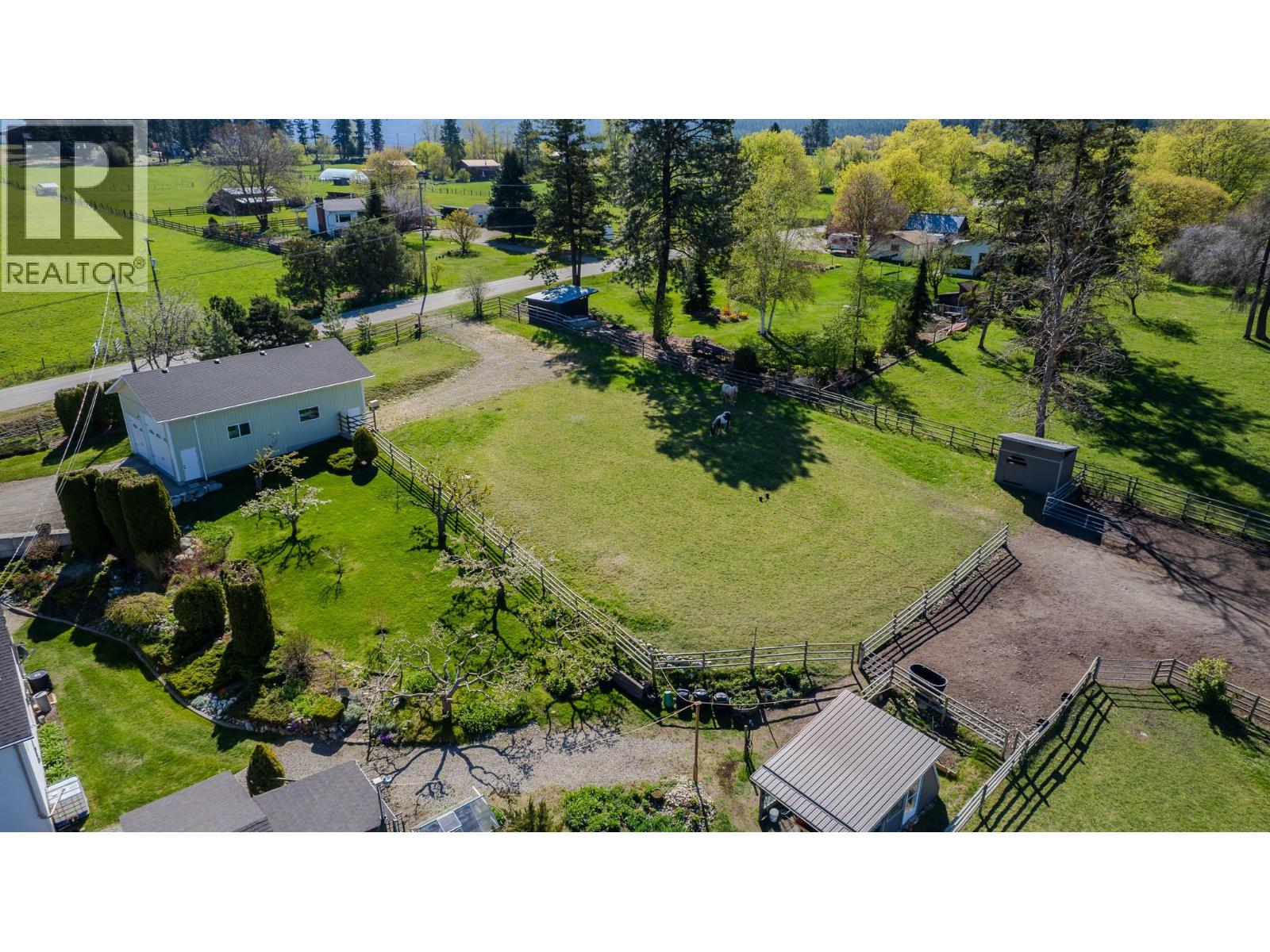 5360 Learmouth Road - 59