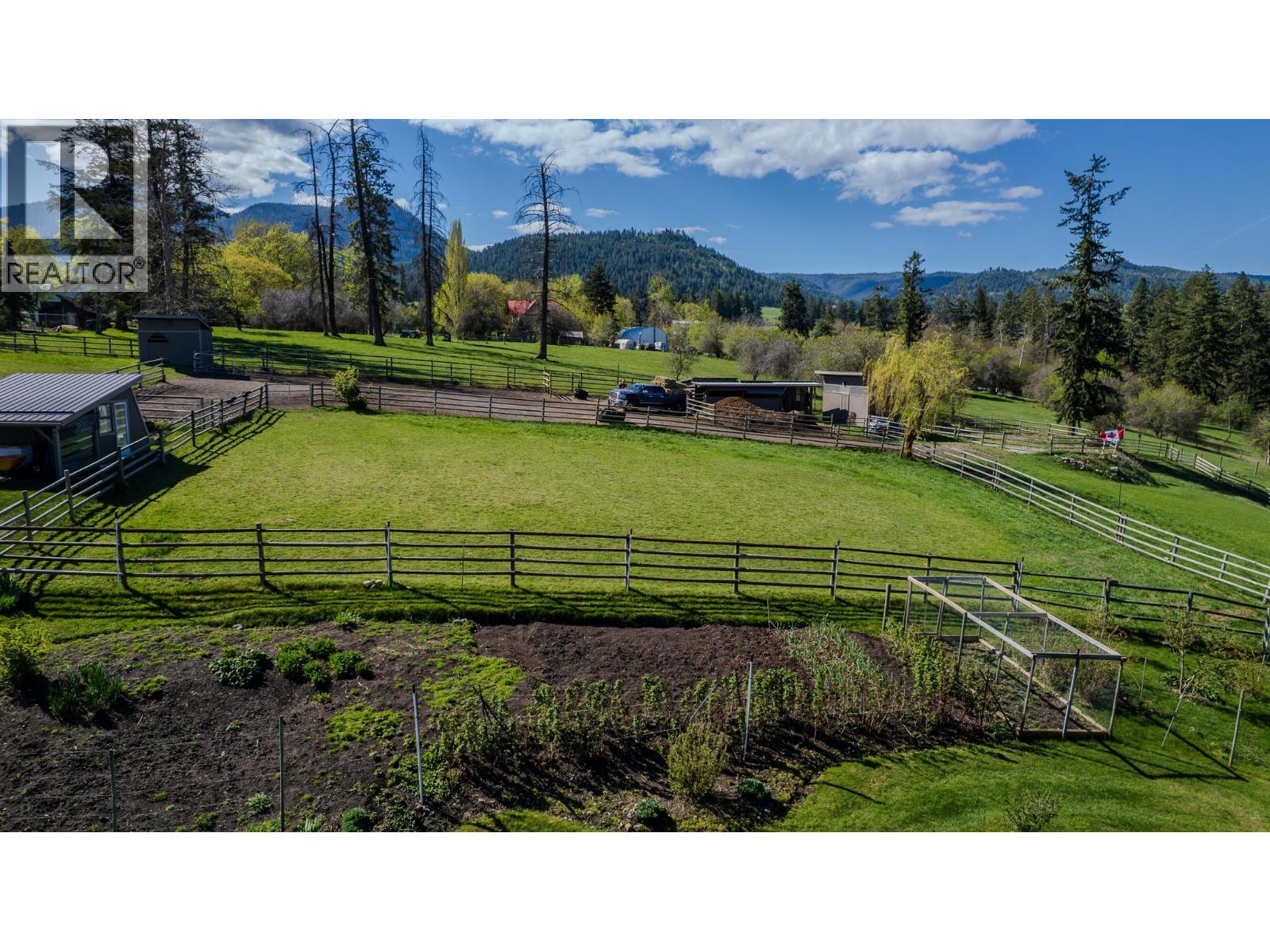 5360 Learmouth Road - 85
