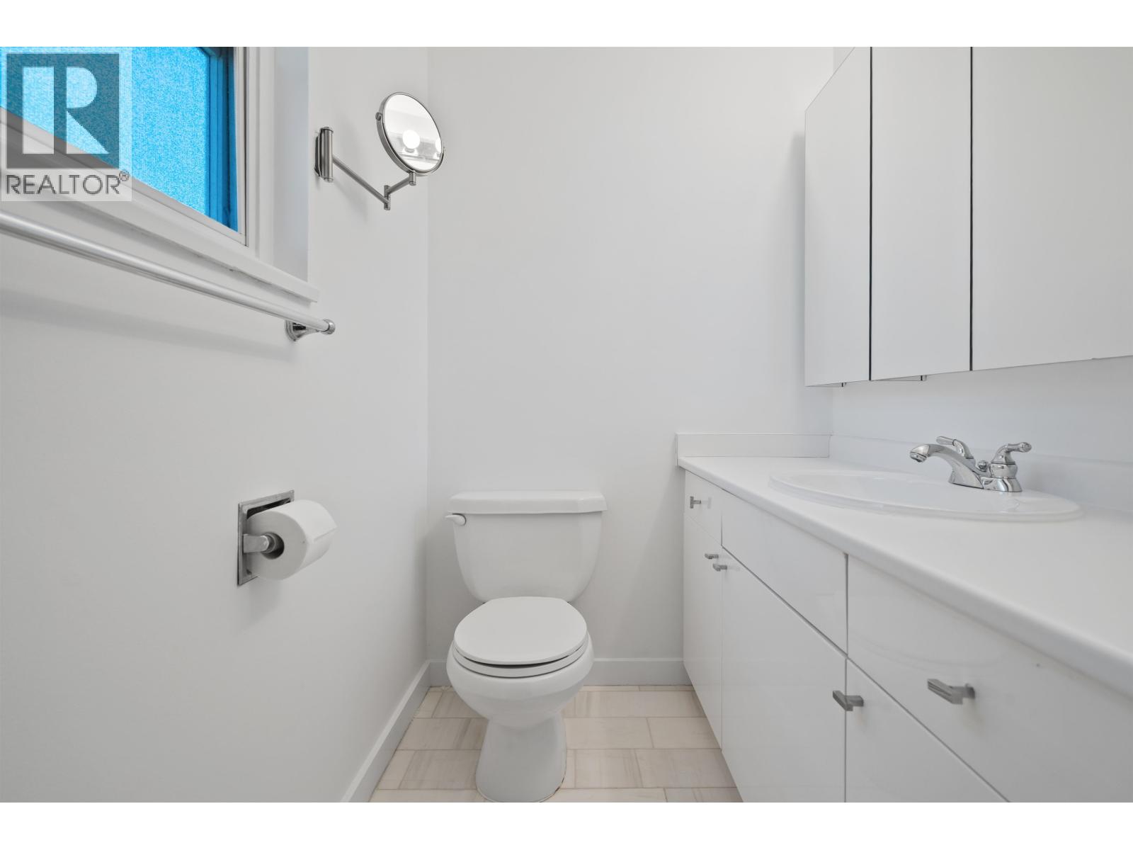 2039 COMPTON COURT, Coquitlam