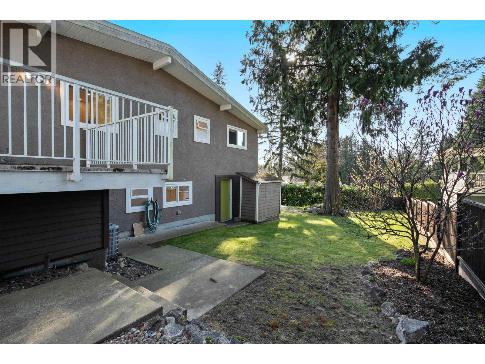 2039 COMPTON COURT, Coquitlam