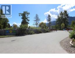 77 Cottonwood Drive, Lee Creek, BC V0E1M4 Photo 11