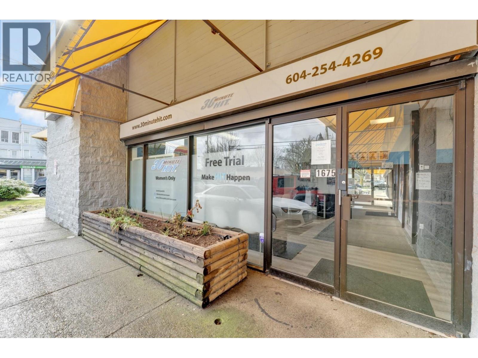 1675 KINGSWAY, Vancouver