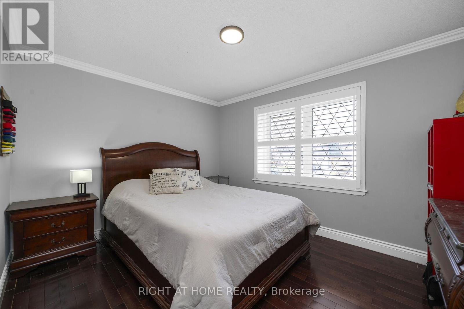 760 WILLOW AVENUE - 24
