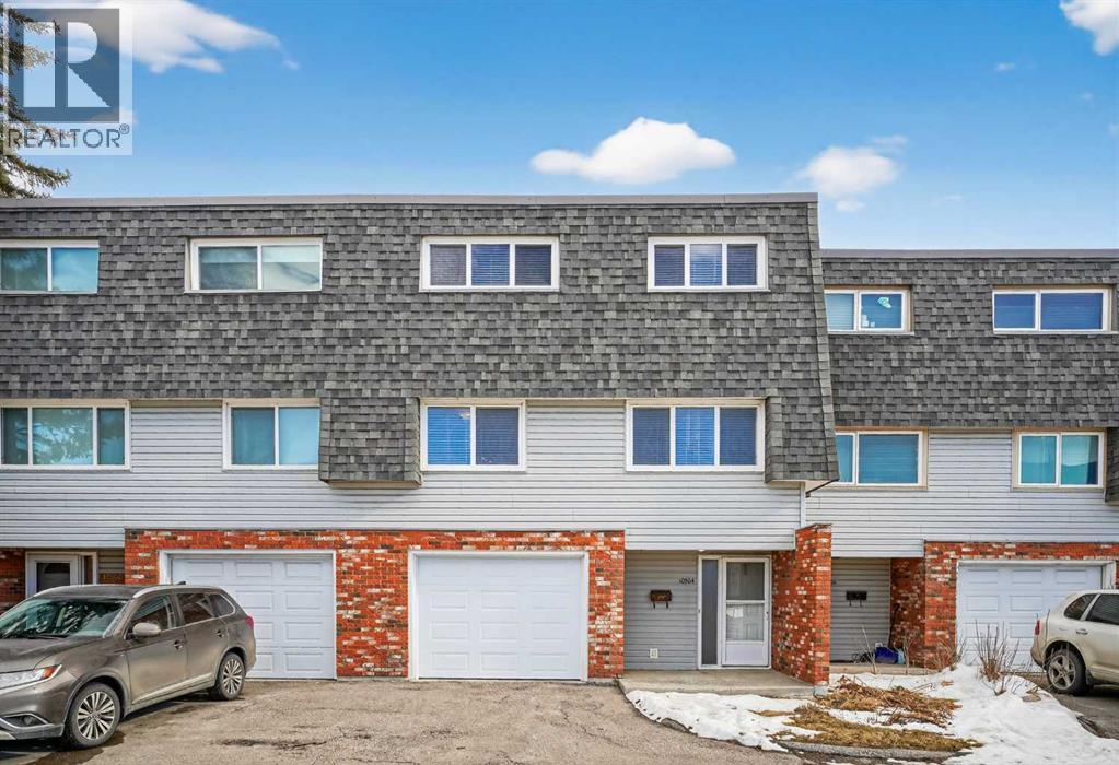 10304 Braeside Drive SW - 24