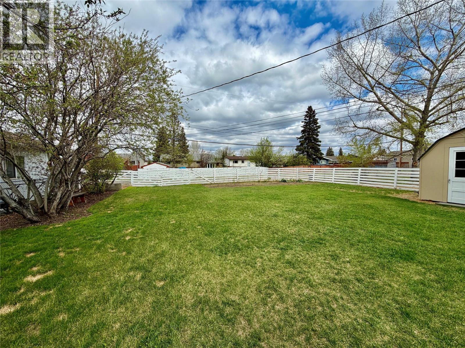 924 112 Avenue - 32