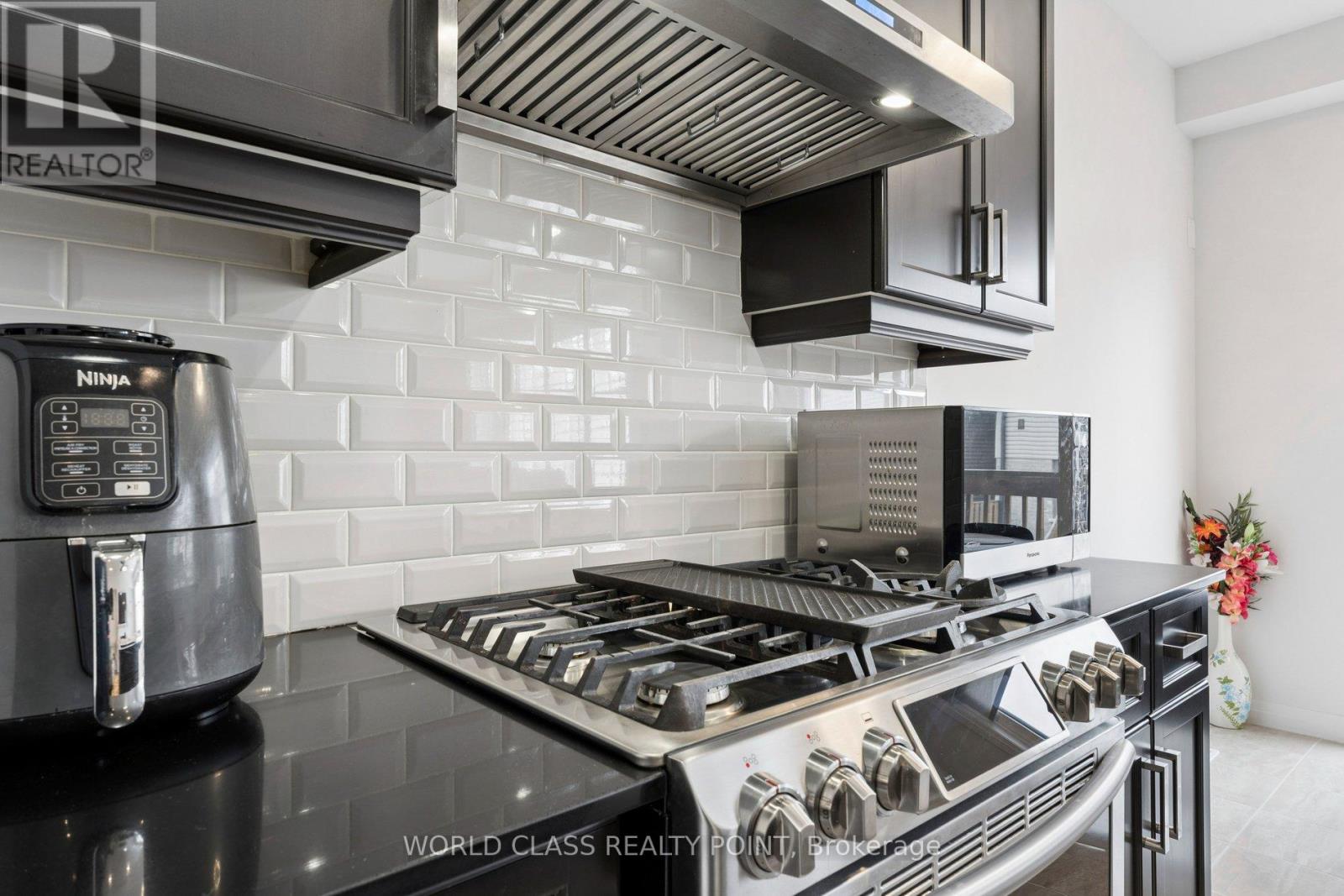 4073 HEALING STREET - 19