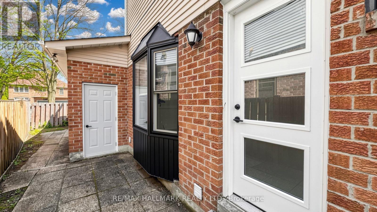 1249 FIELDSTONE CIRCLE - 19