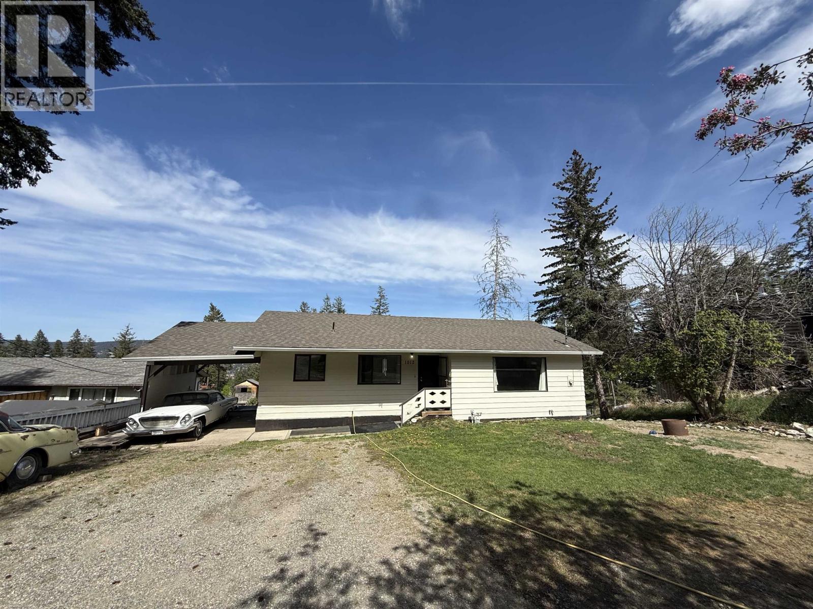 1012 CONRAD CRESCENT - 13