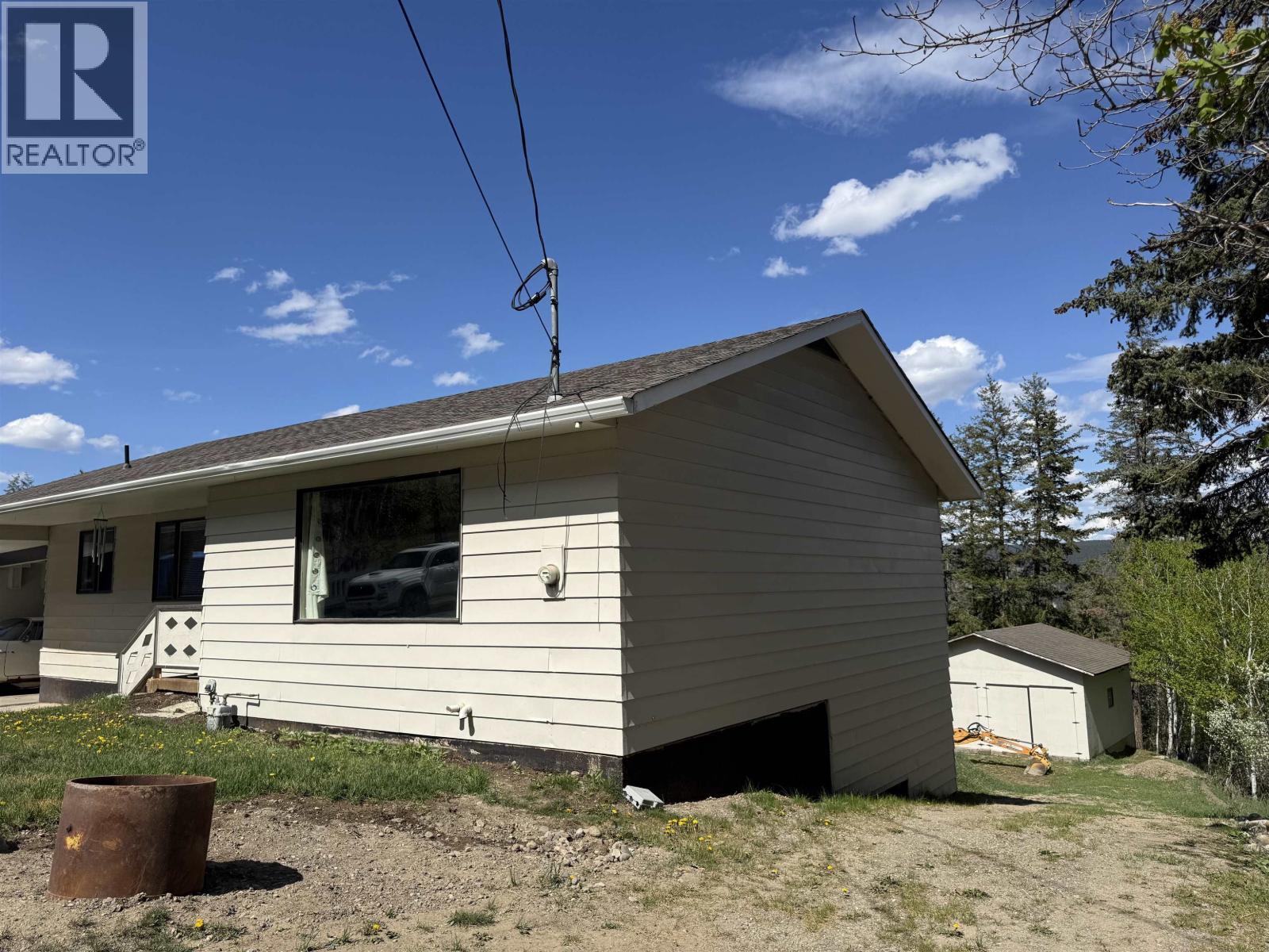 1012 CONRAD CRESCENT - 16