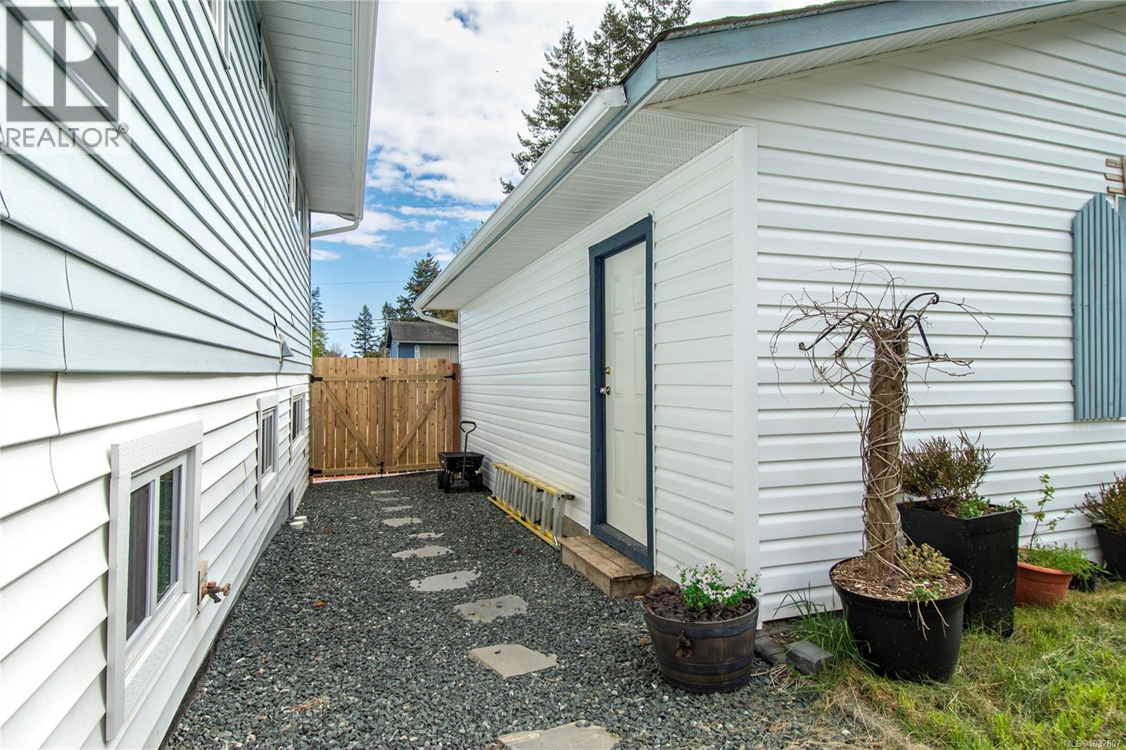 613 Nootka St, Comox