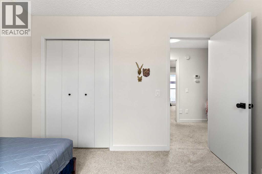 263 Silvergrove Place NW - 38