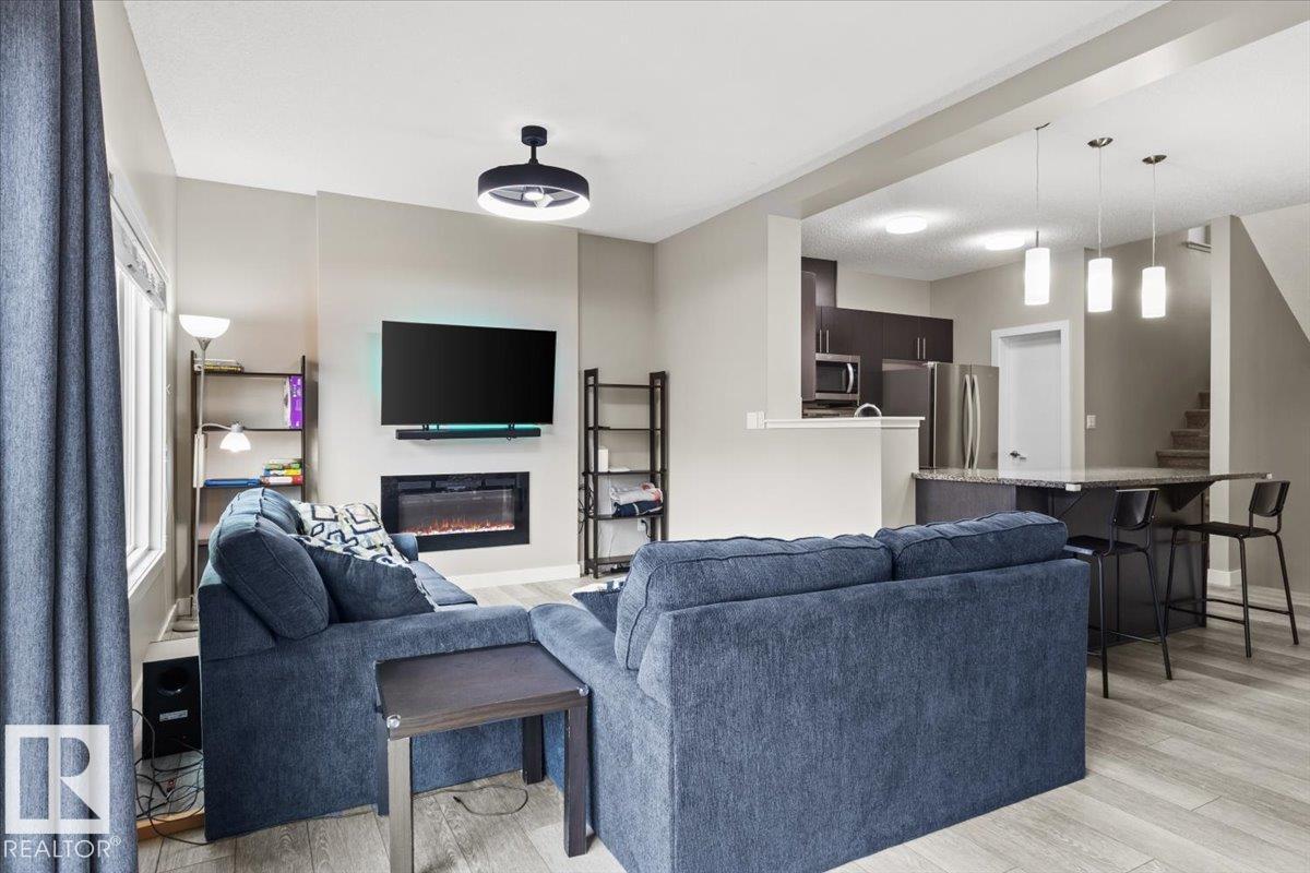 236 39 AV NW - 5