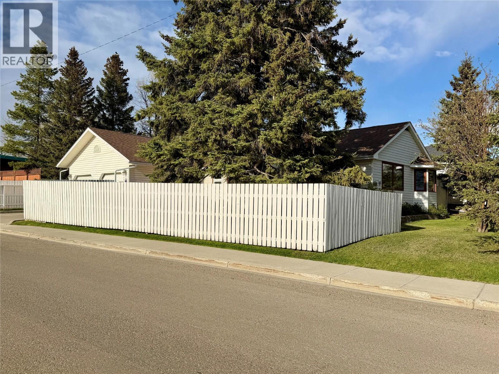 1820 91 Avenue - 1