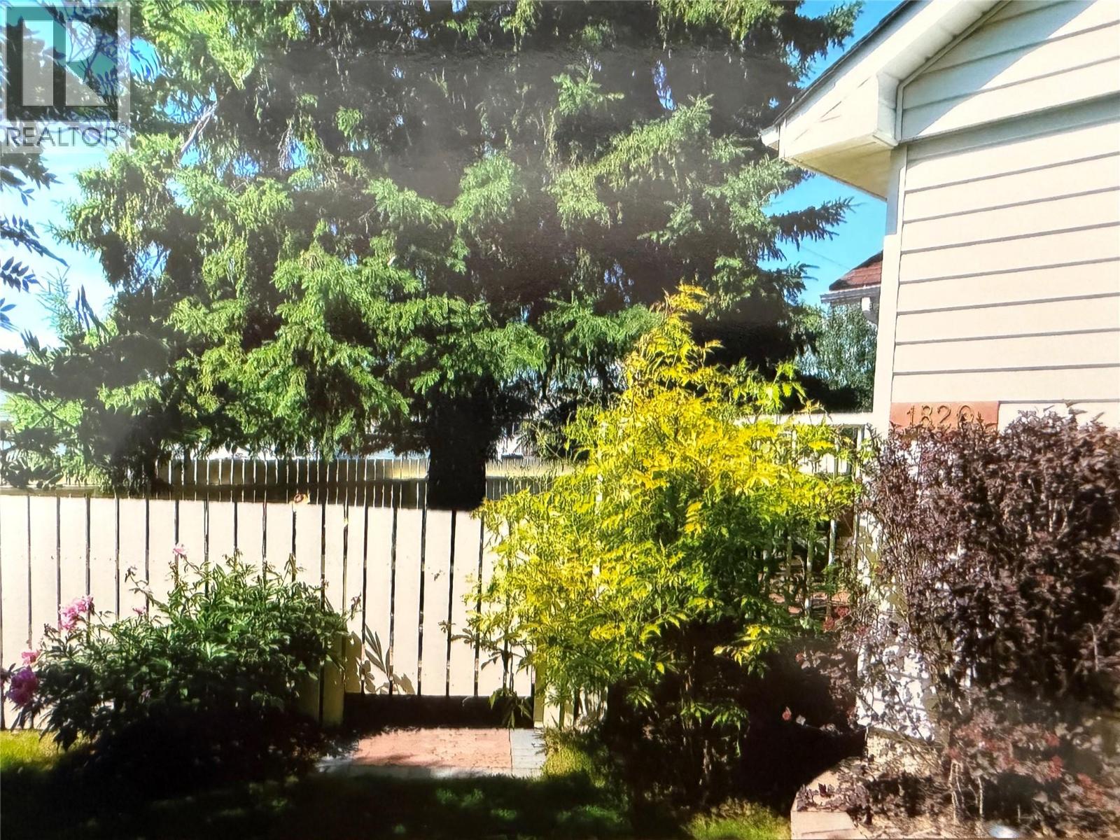 1820 91 Avenue, Dawson Creek
