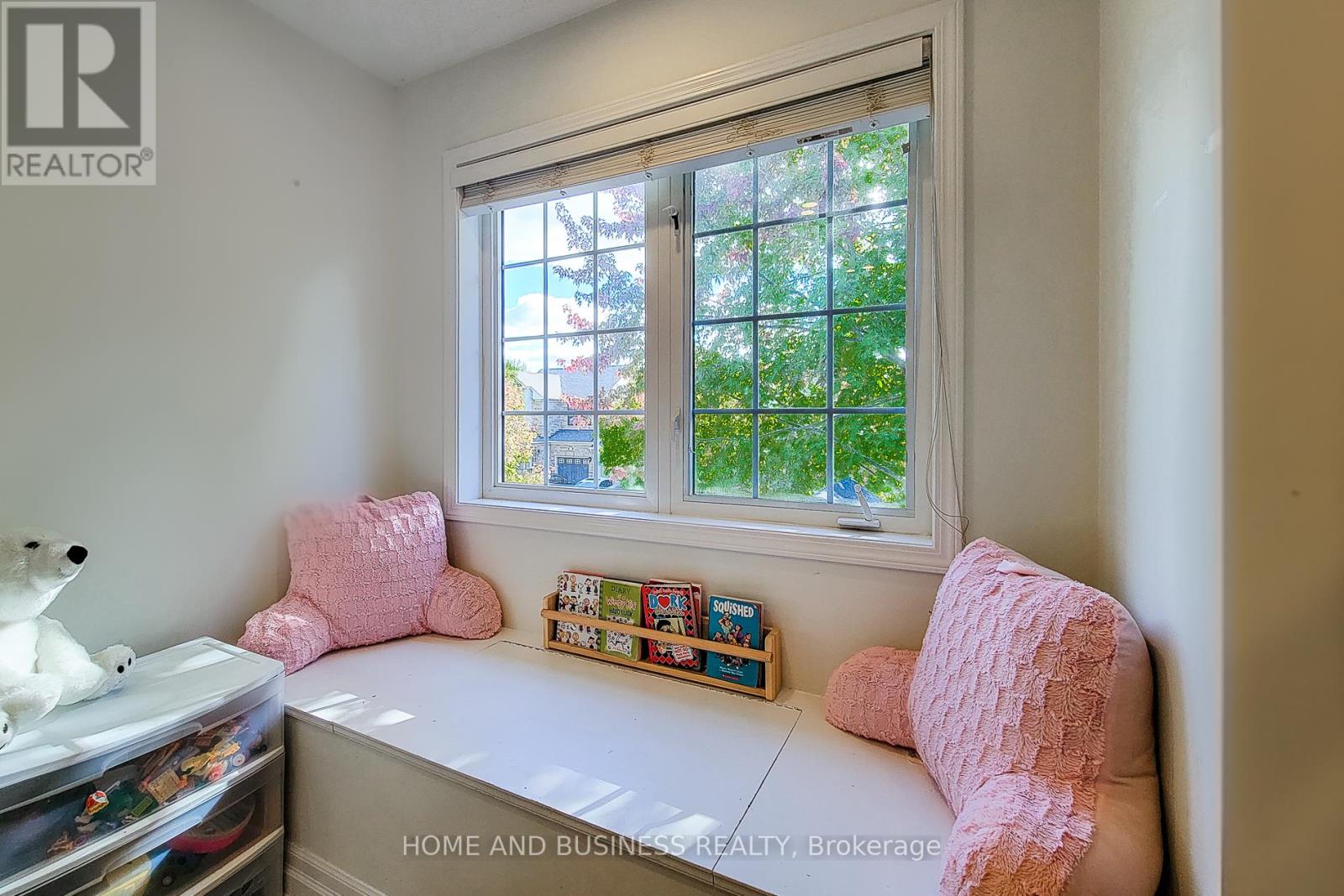 2374 BAINTREE CRESCENT - 24