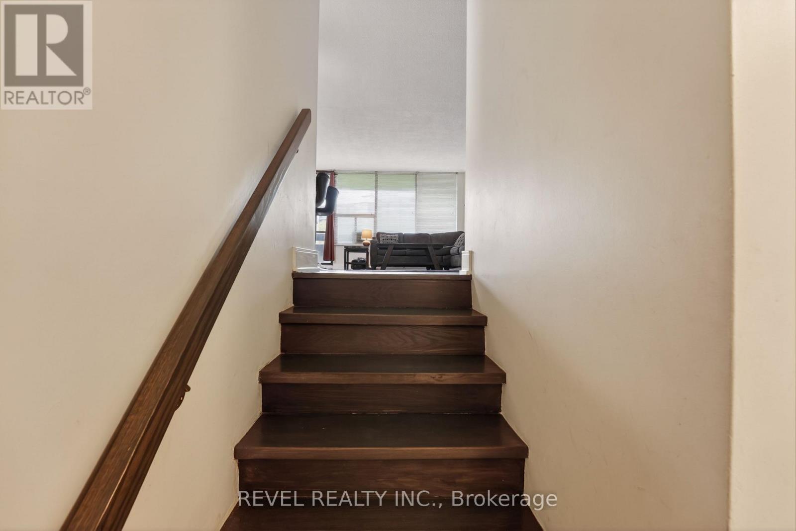 #403 11 WINCOTT DRIVE - 17