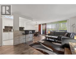 403 - 11 Wincott Drive, Toronto, ON M9R2R9 Photo 6