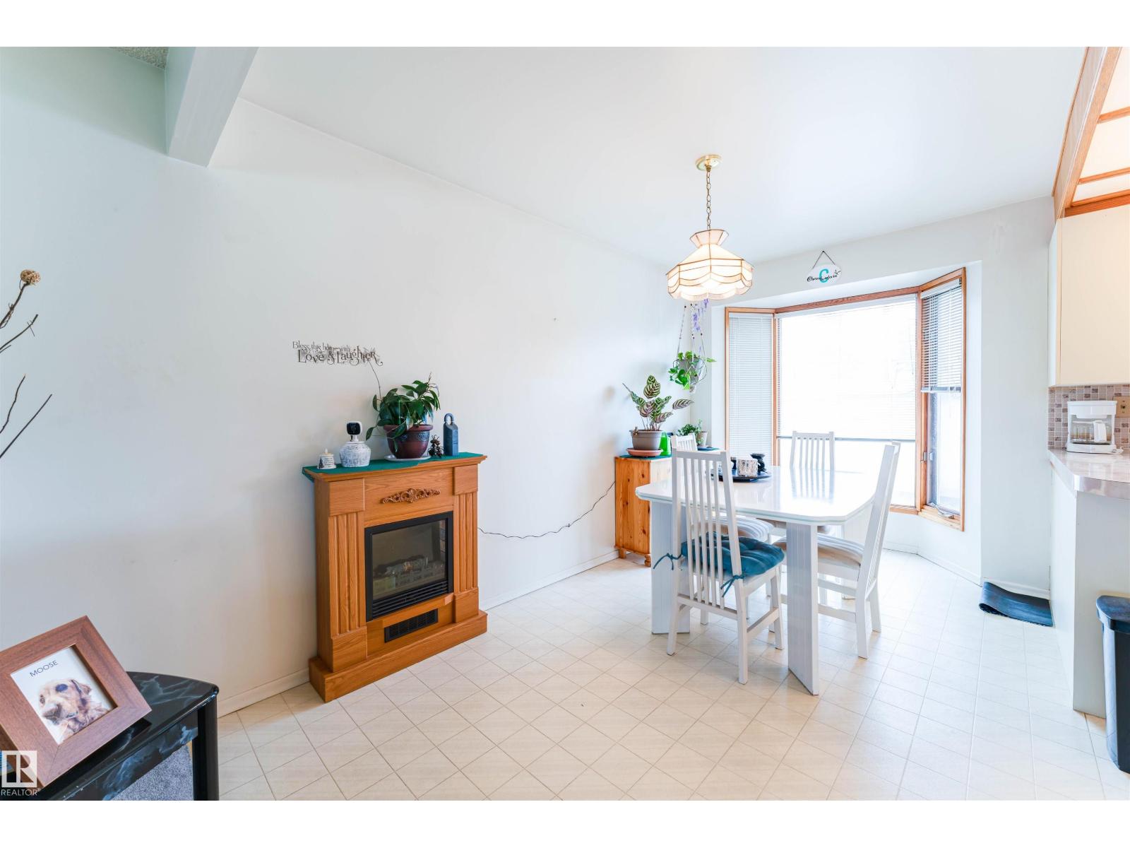 13231 74 ST NW - 9