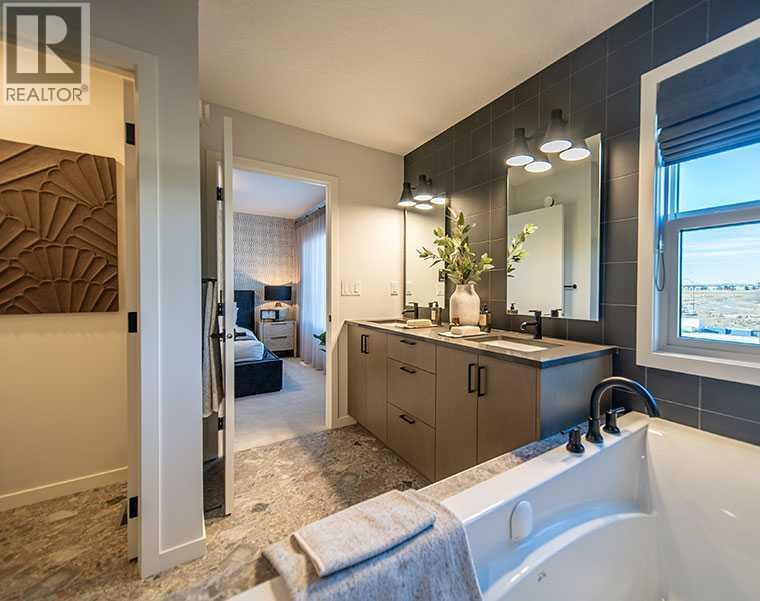 412 Rochester Terrace NW - 9