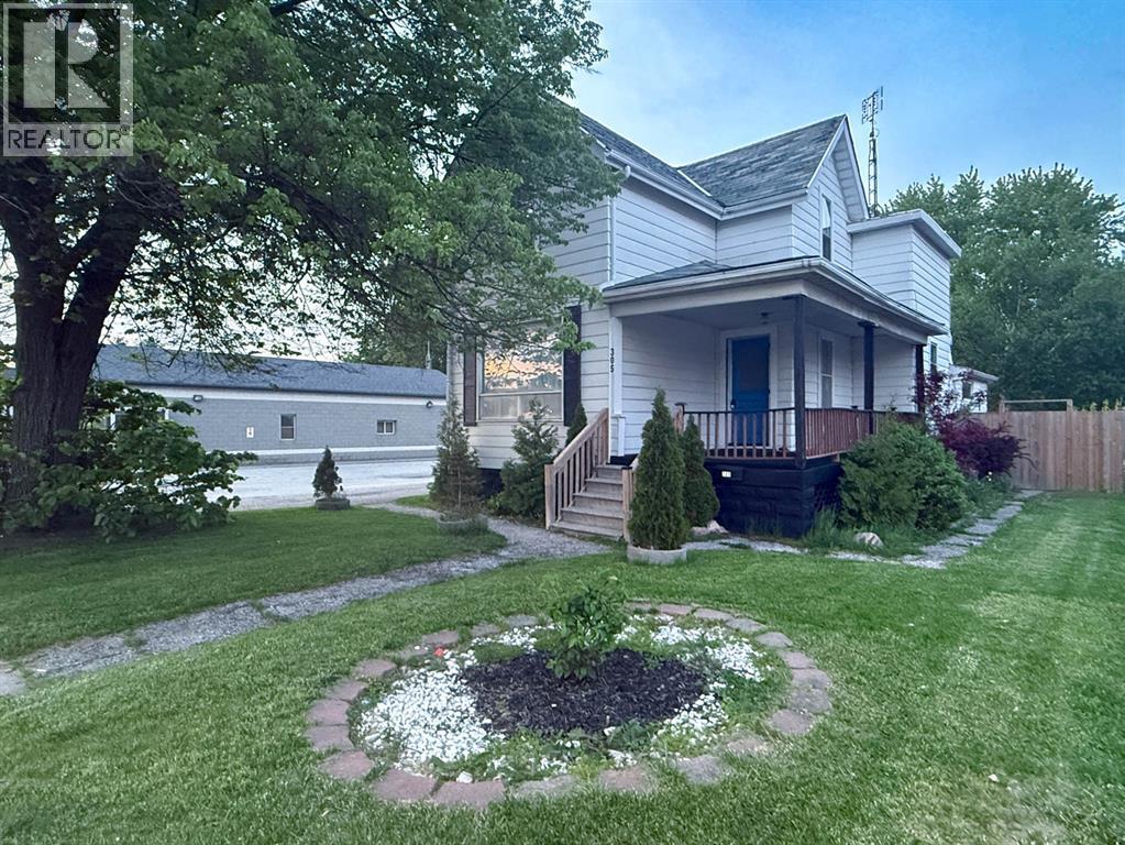 305 ST CLAIR STREET - 1