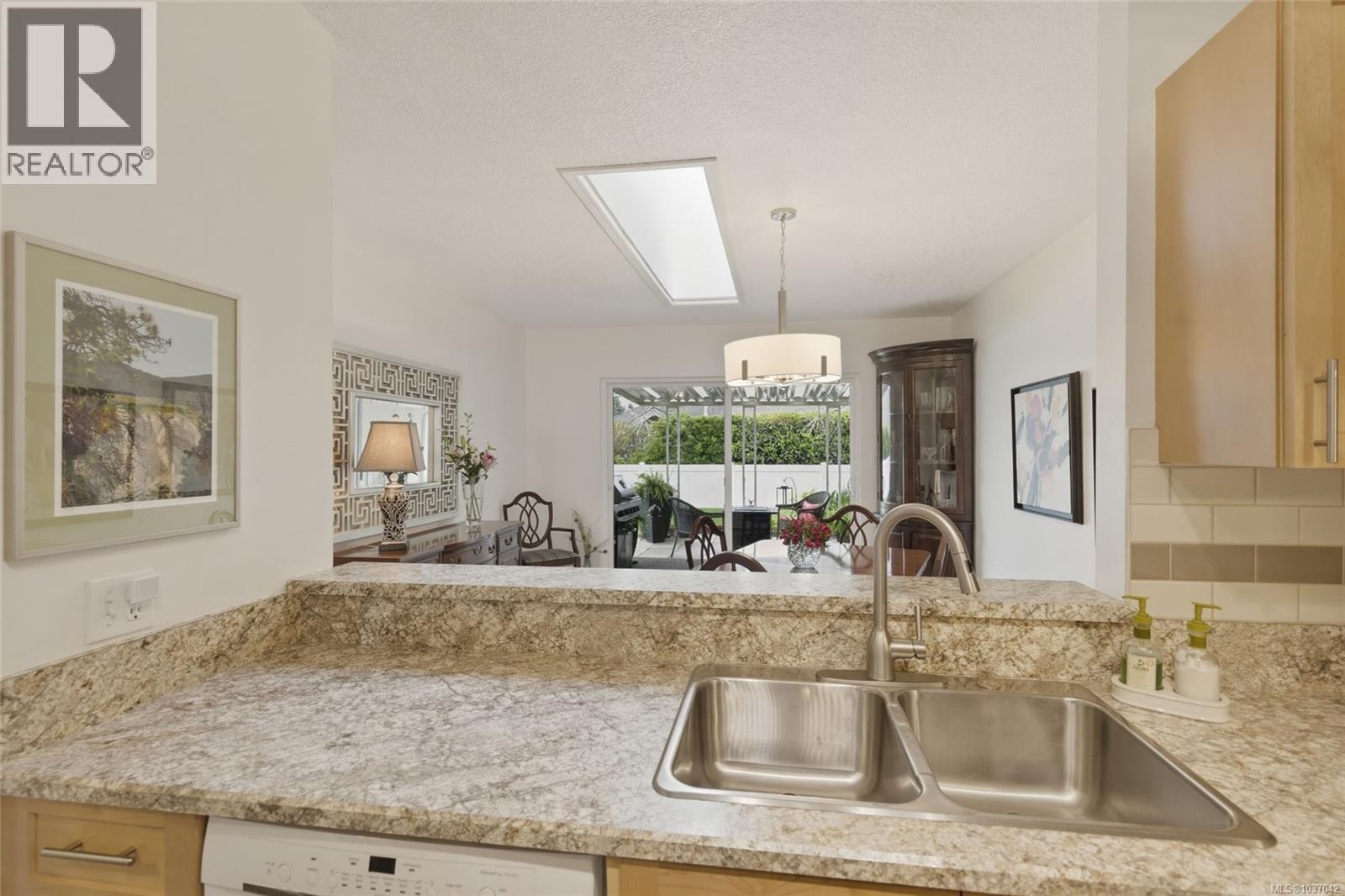 #112 635 Blenkin Ave - 13