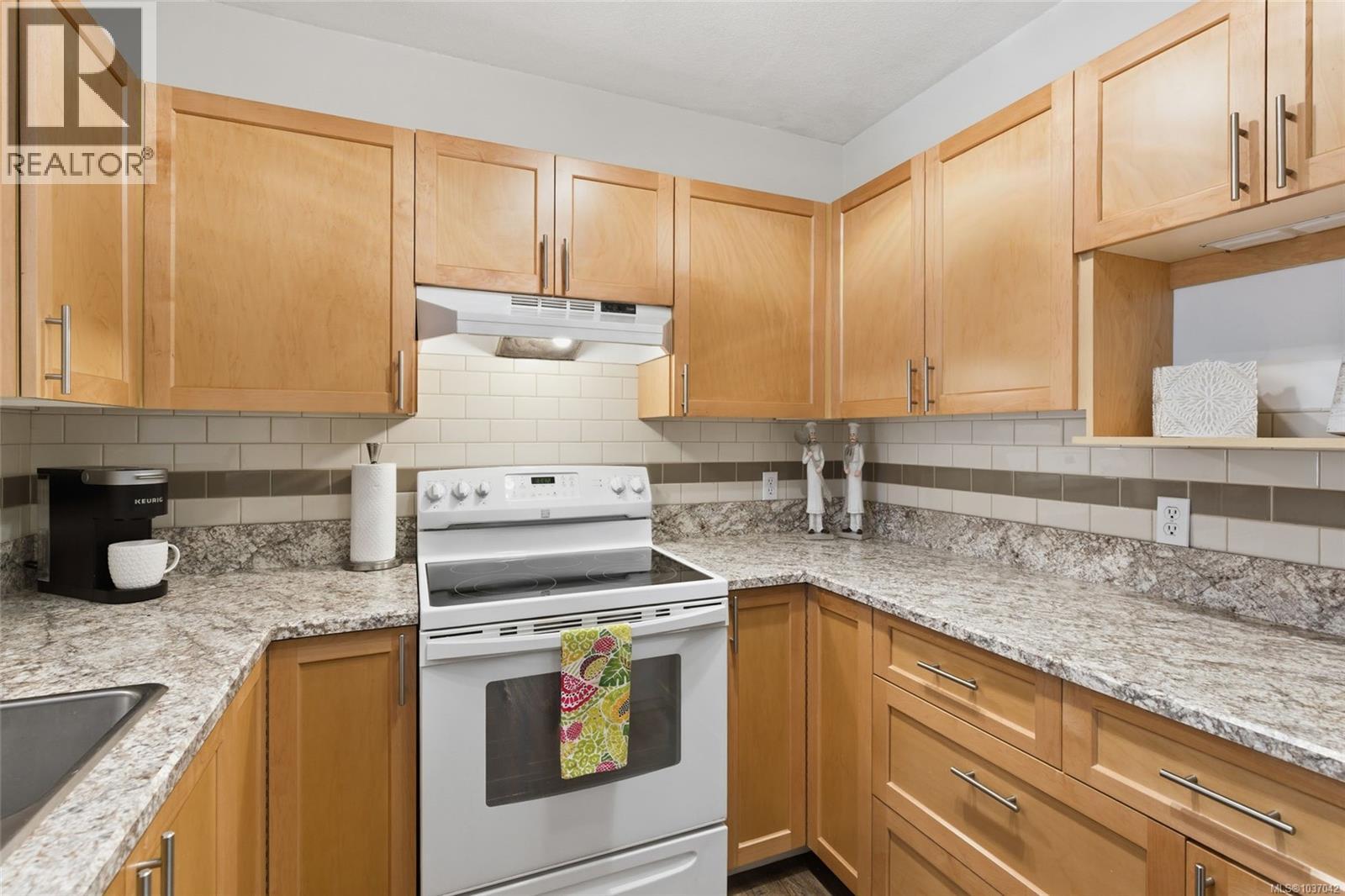 #112 635 Blenkin Ave - 15