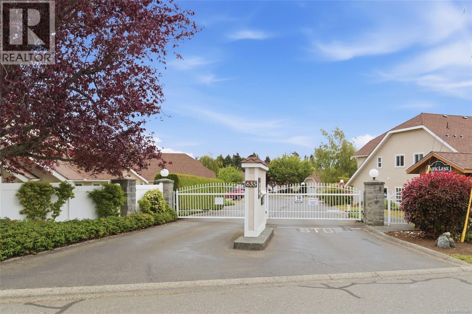 #112 635 Blenkin Ave - 44