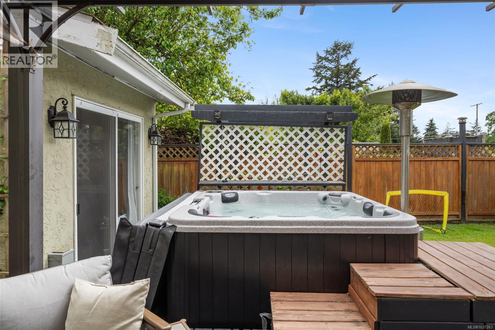 2738 Whitehead Pl - 25