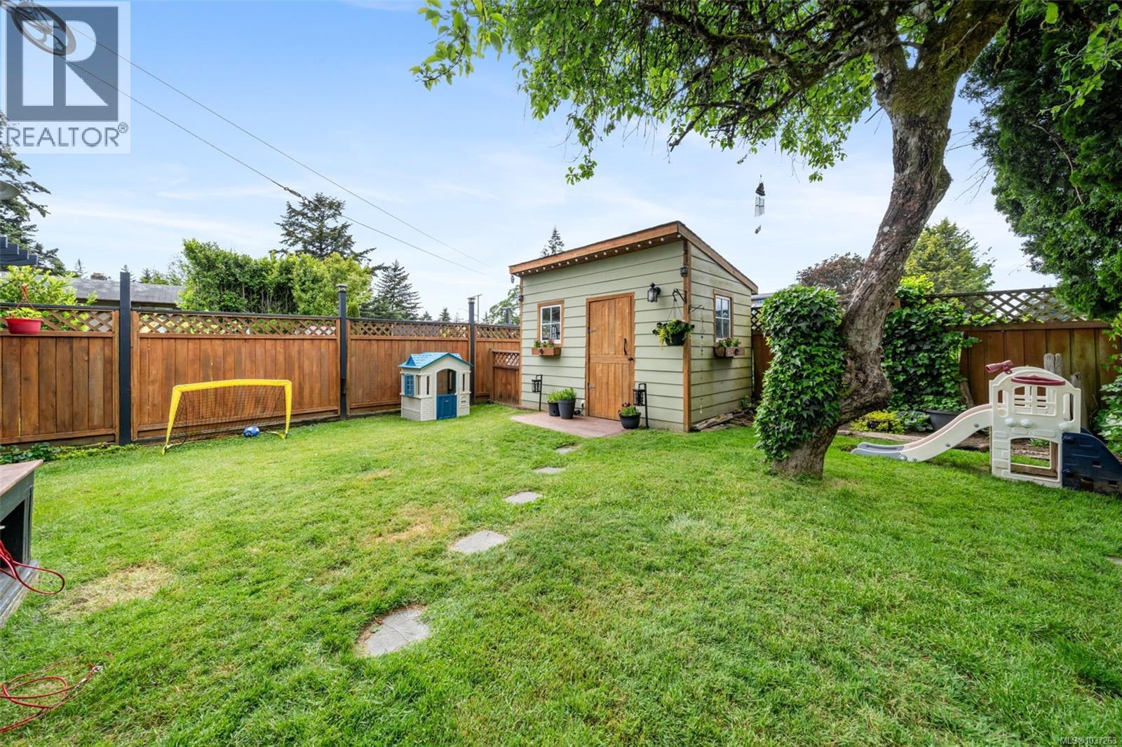 2738 Whitehead Pl - 30