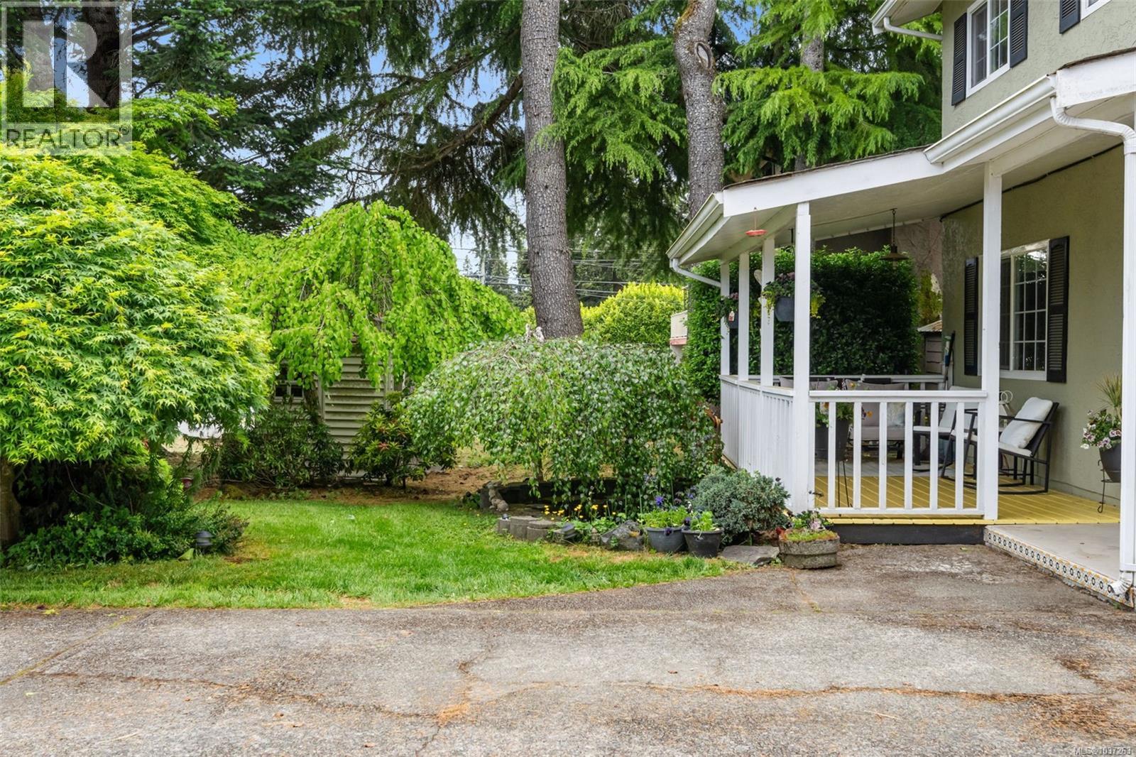 2738 Whitehead Pl - 44