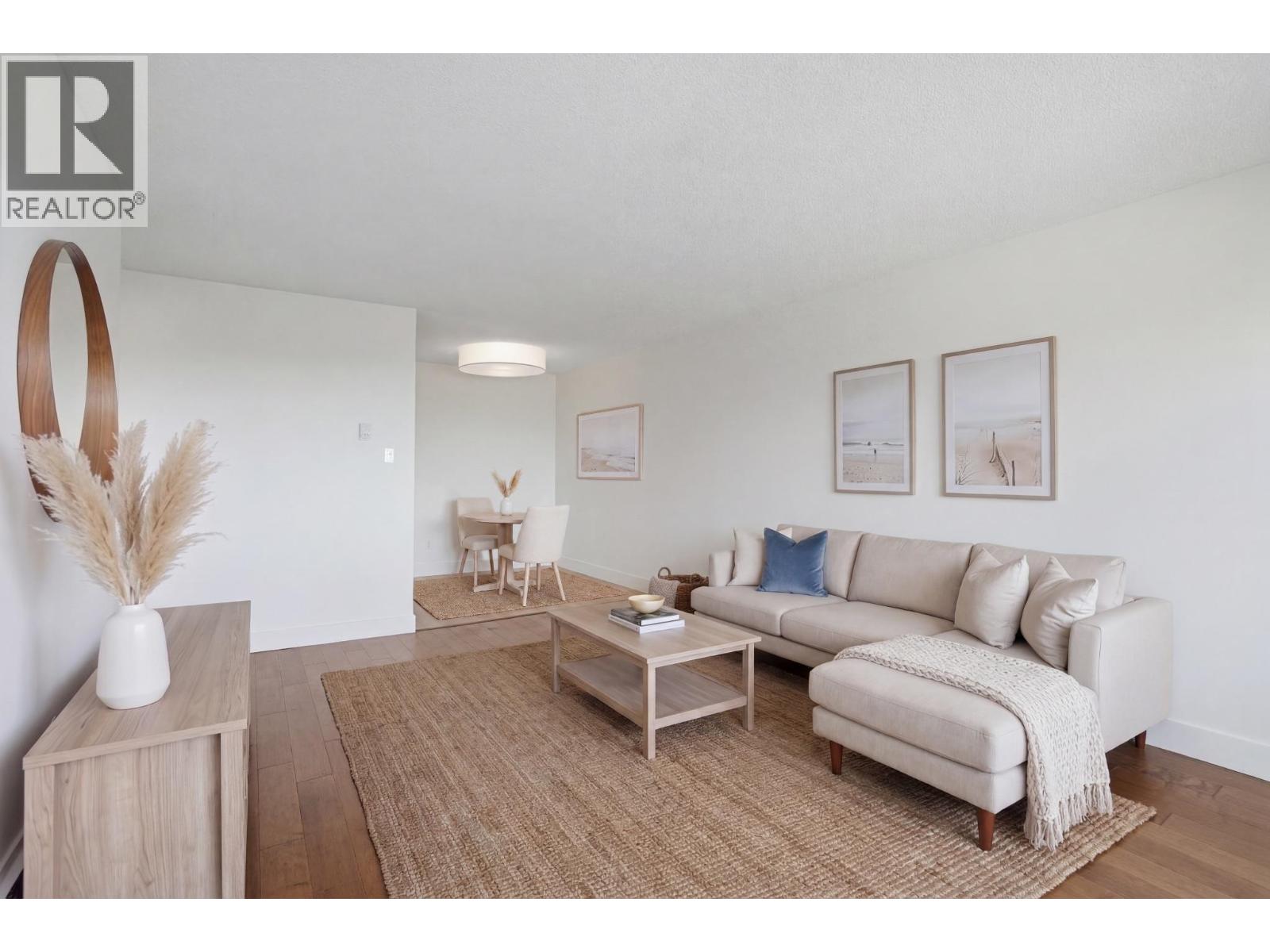 314 1345 CHESTERFIELD AVENUE, North Vancouver