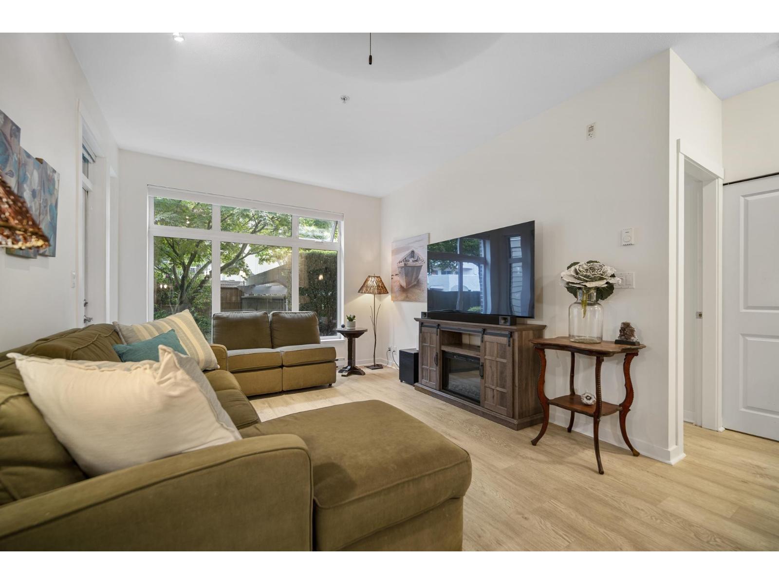 103 15168 19 AVENUE, Surrey