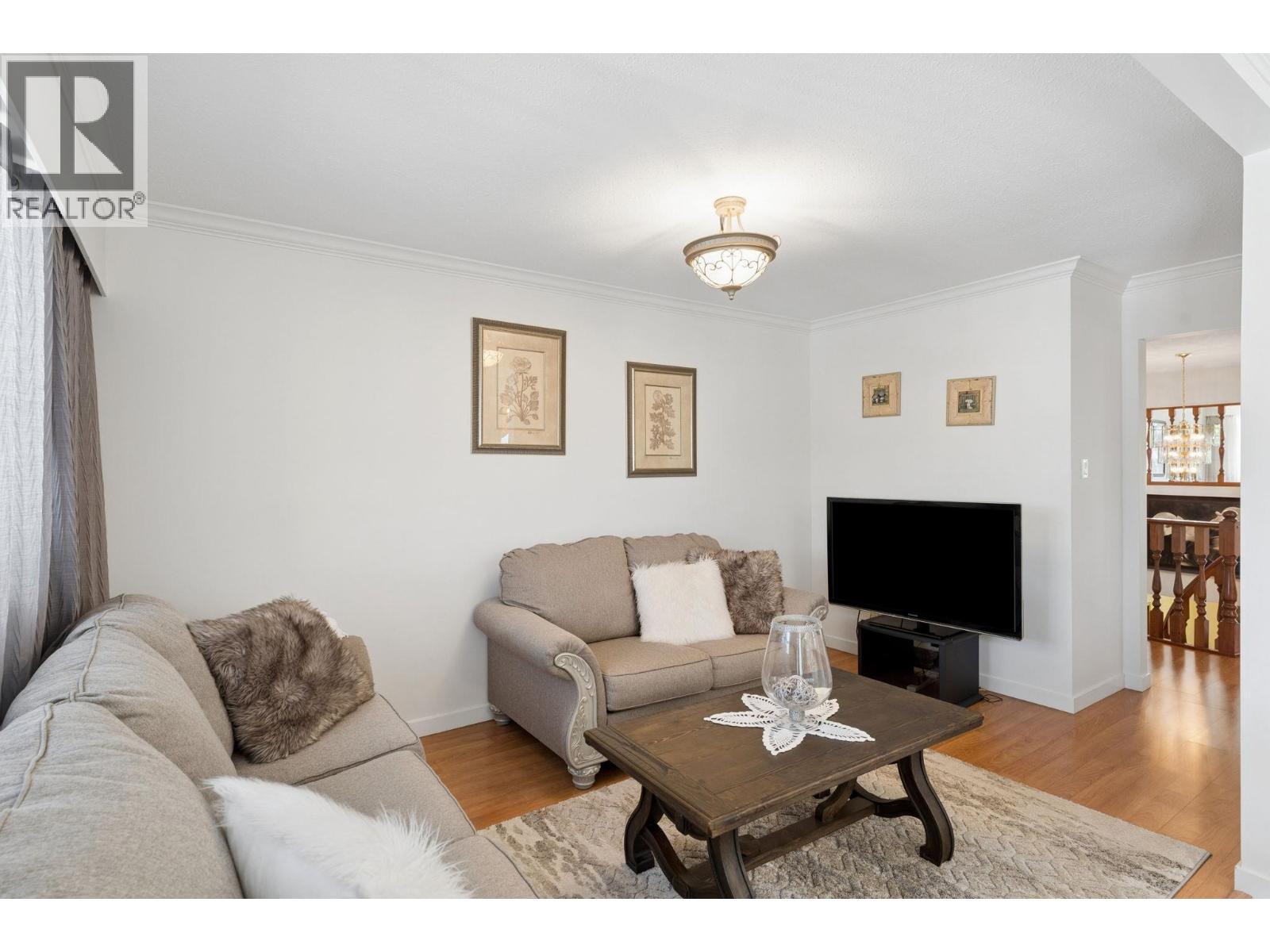 2581 E 3RD AVENUE, Vancouver