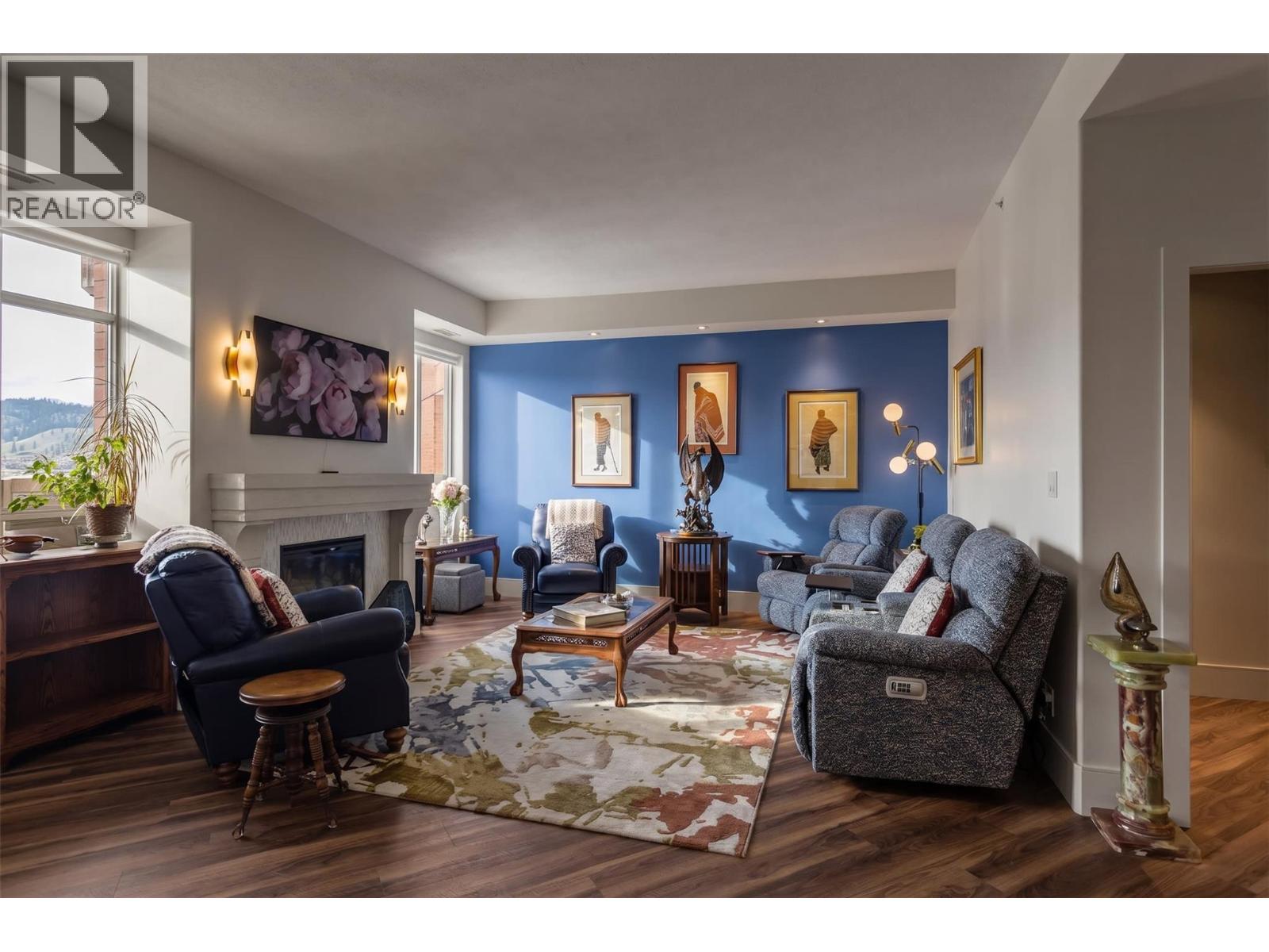 1603 1160 Bernard Avenue, Kelowna