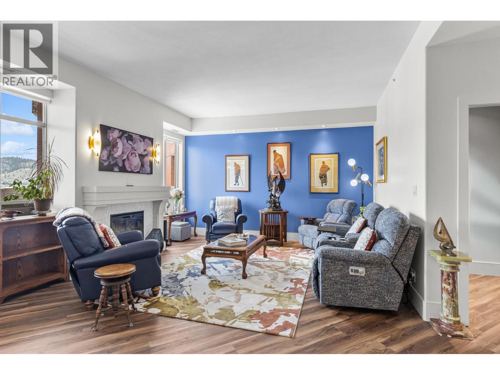 1603 1160 Bernard Avenue, Kelowna