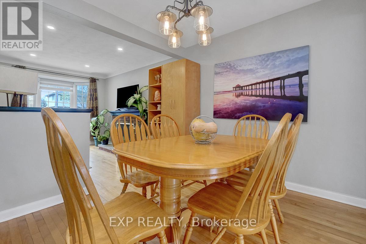576 BROWNING AVENUE - 11