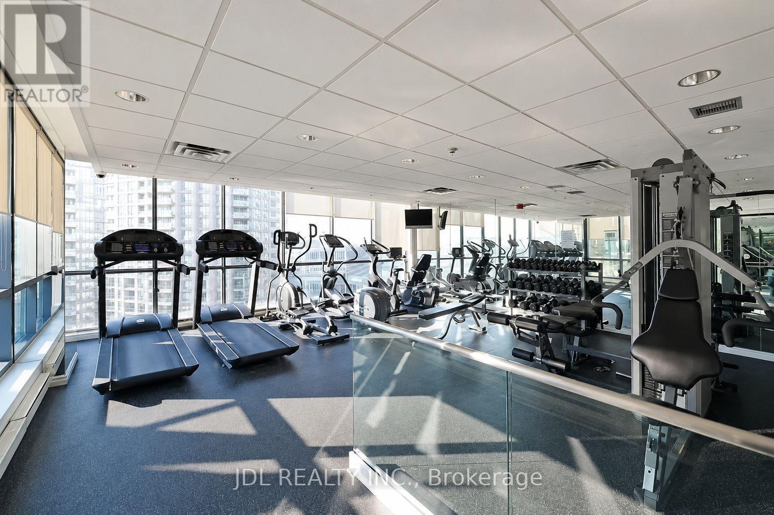 #2002 24 WELLESLEY STREET W - 15