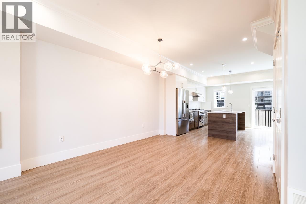 7 9211 MCKIM WAY, Richmond