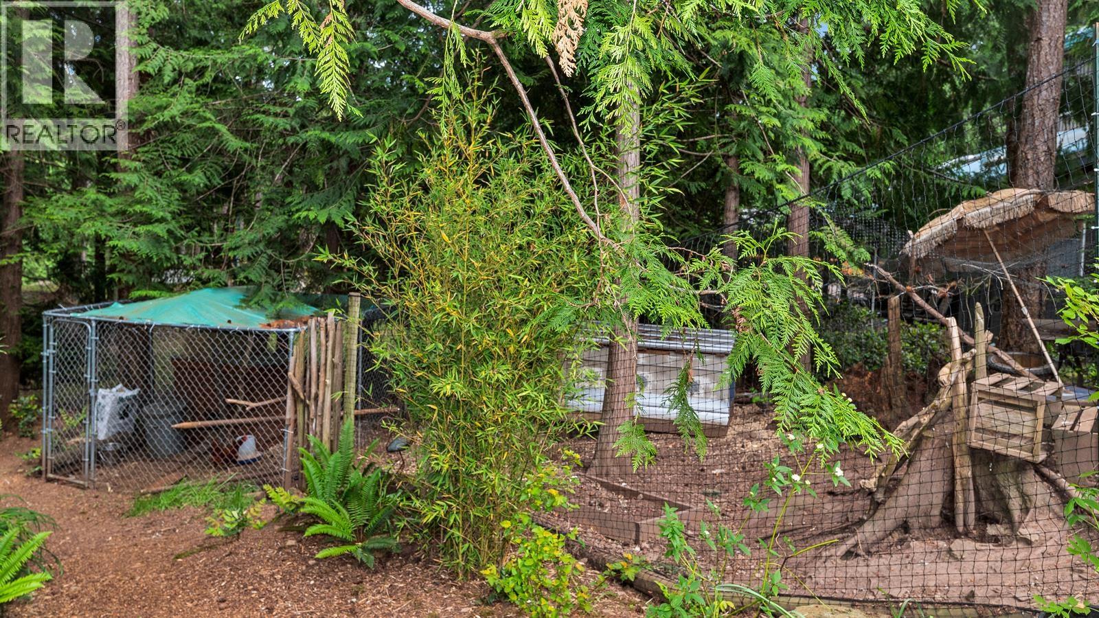 604 WAUGH ROAD, Mayne Island