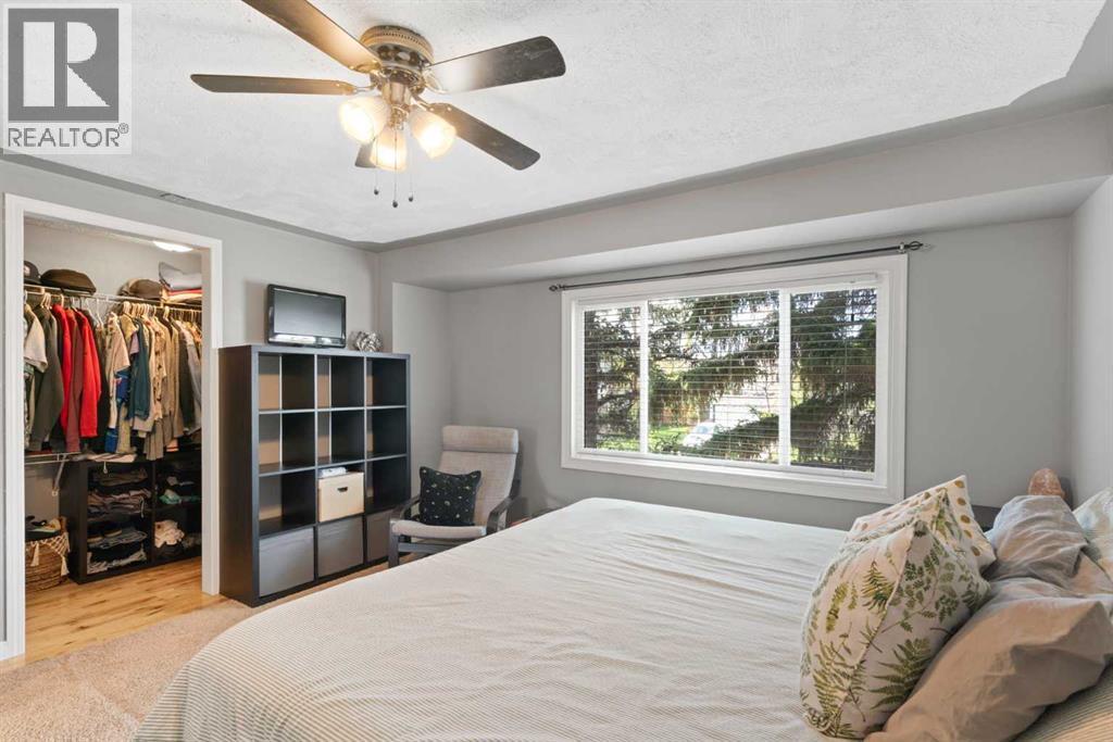 530 Woodbine Boulevard SW - 23