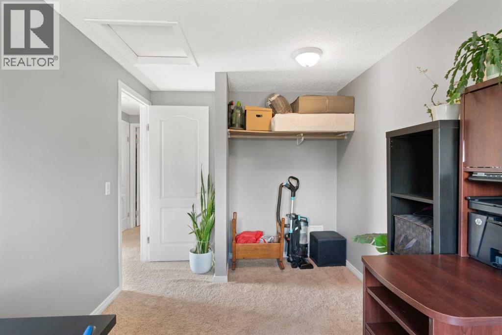 530 Woodbine Boulevard SW - 29
