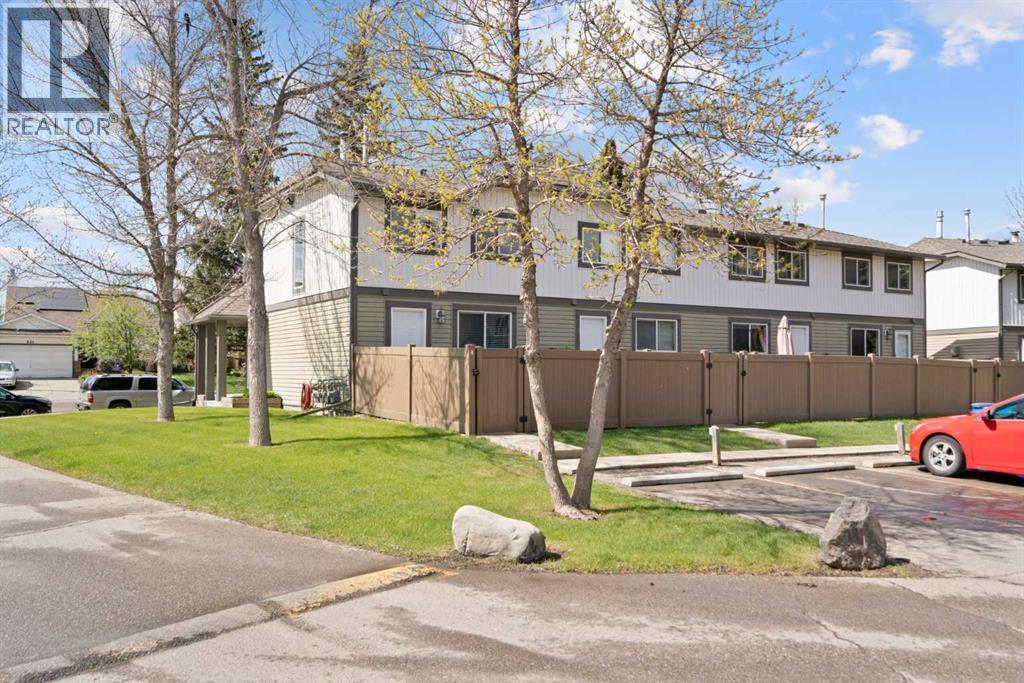530 Woodbine Boulevard SW - 39