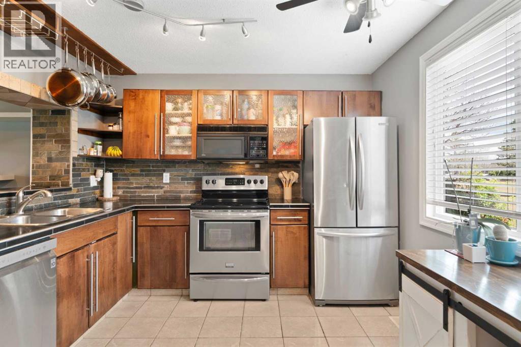 530 Woodbine Boulevard SW - Image 2