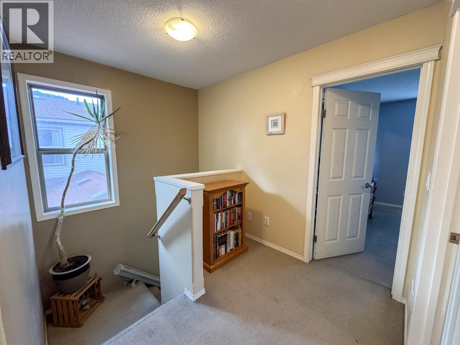 #1 147 11 Avenue - 21