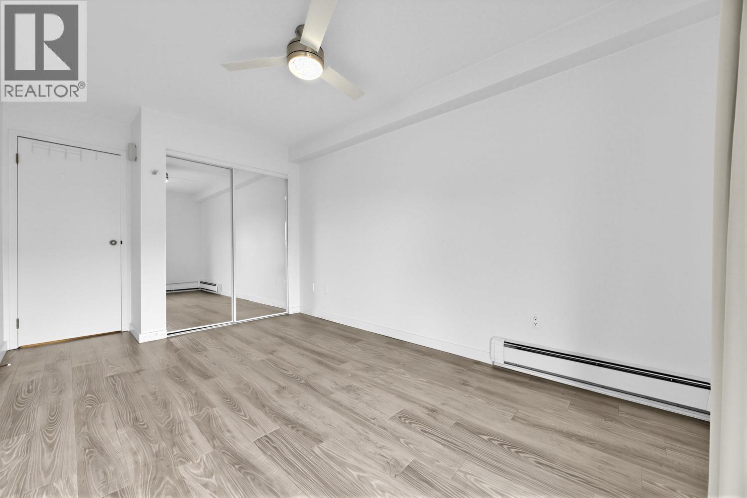 310 360 E 2ND STREET, North Vancouver