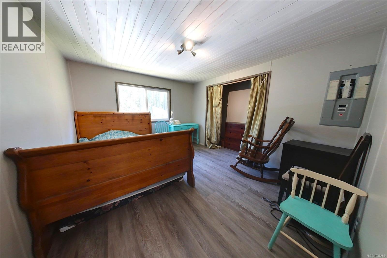 516 Berg Rd, Gabriola Island