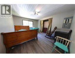 516 Berg Rd, Gabriola Island, BC V0R1X2 Photo 11