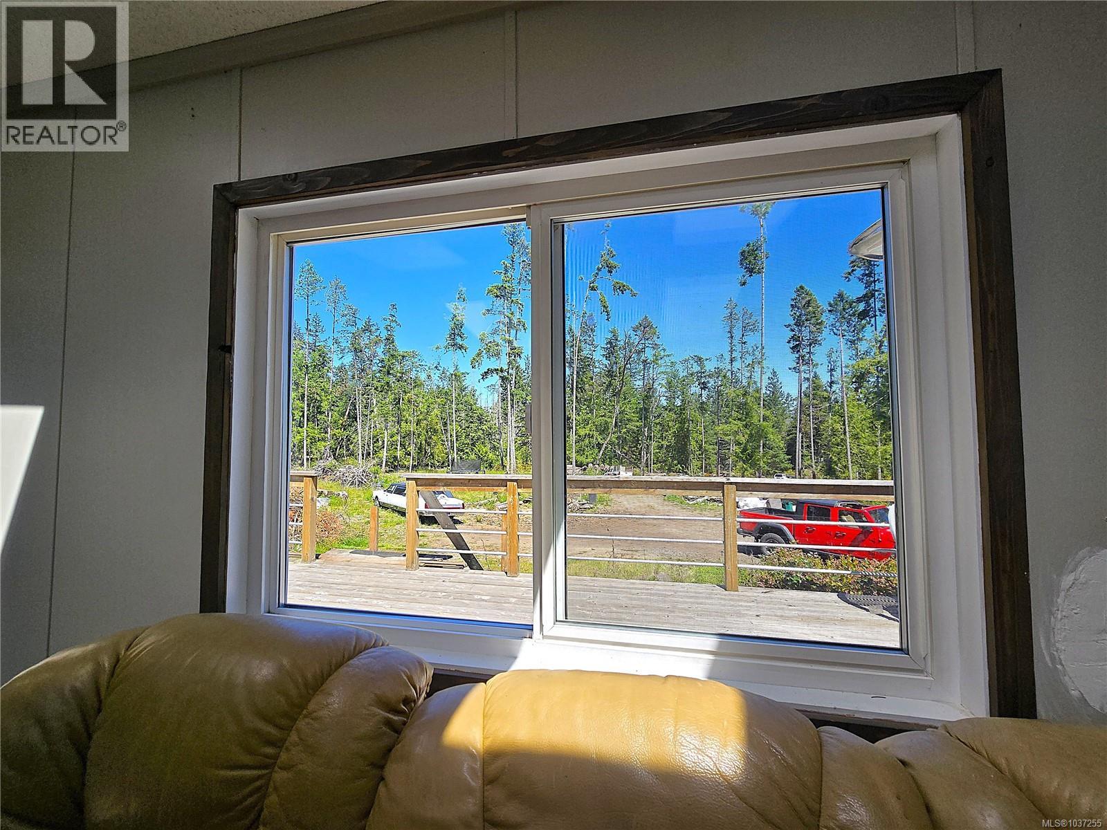 516 Berg Rd - 12