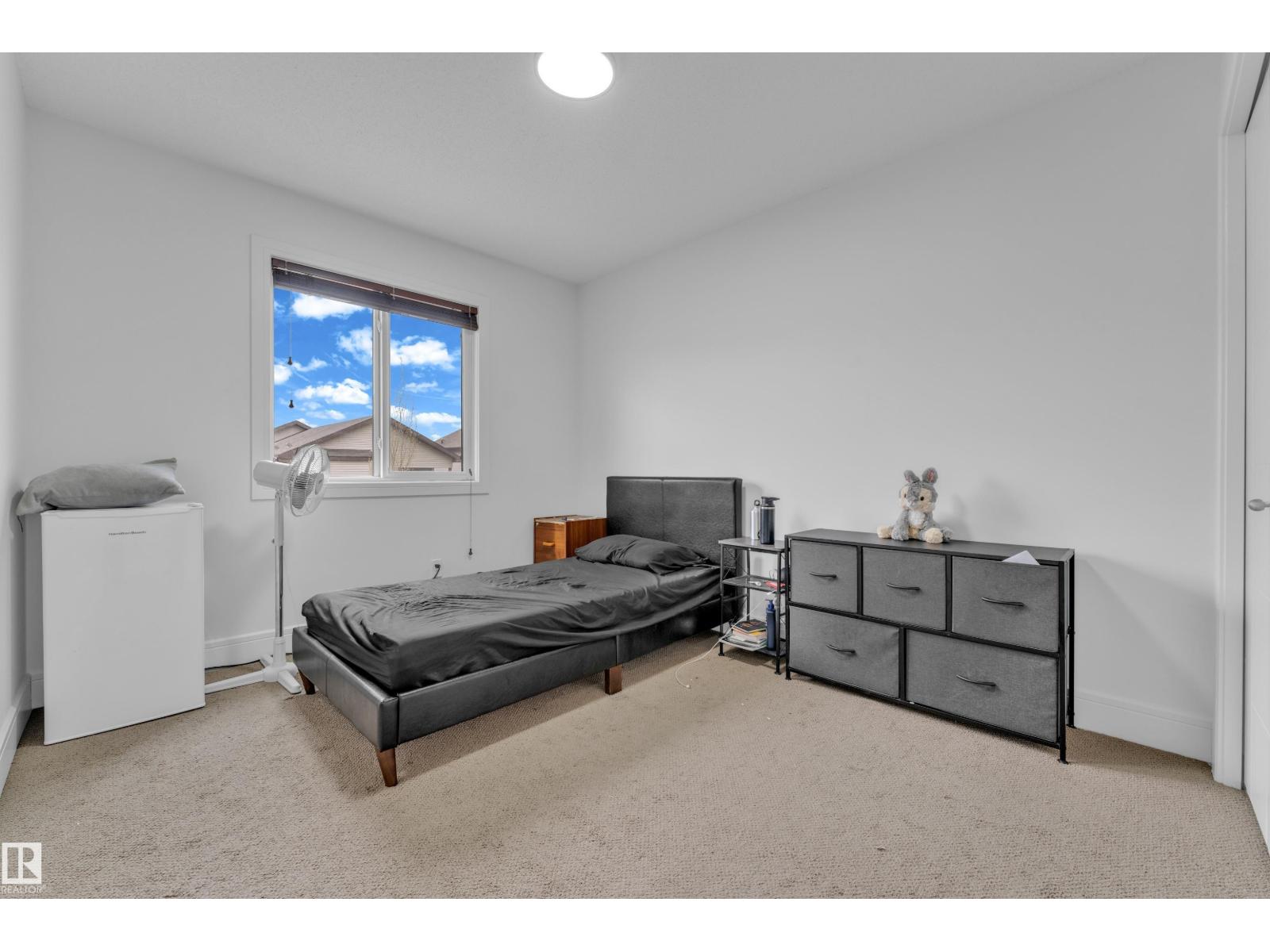 3219 16 AV NW - 31